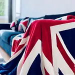 Ethan\'S Place In Mile End - 2 Double Beds, 1 Bunk Bed, Max 6, Spacious, Ideal For Families
